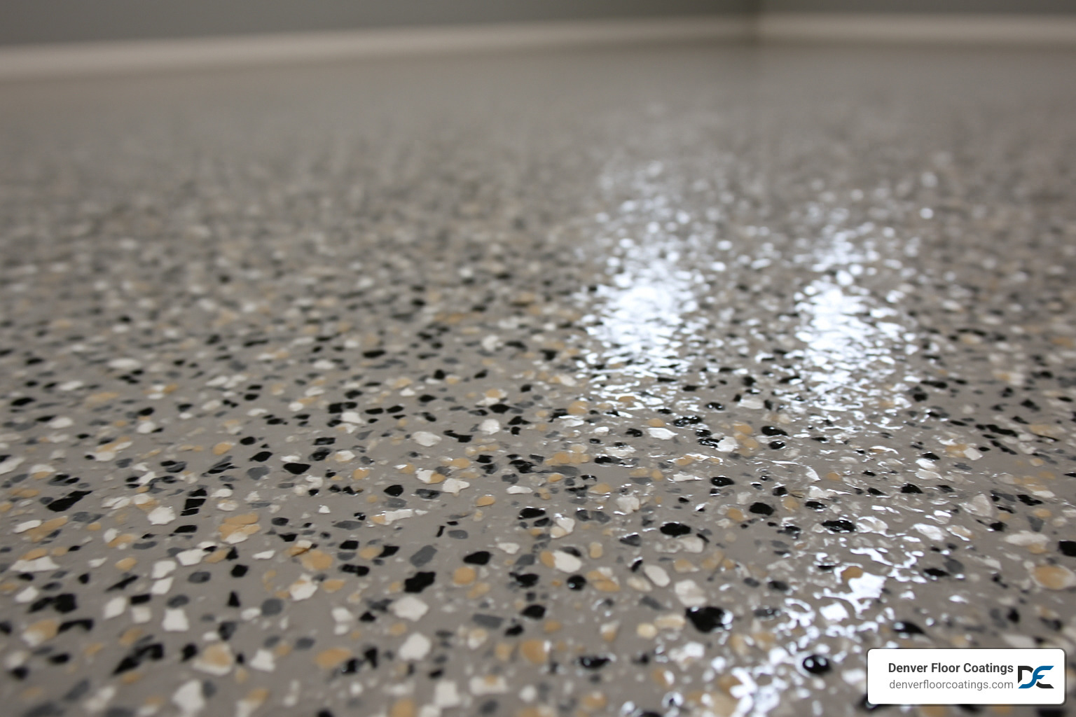 epoxy floor with decorative flakes close-up - commercial garage floor coatings