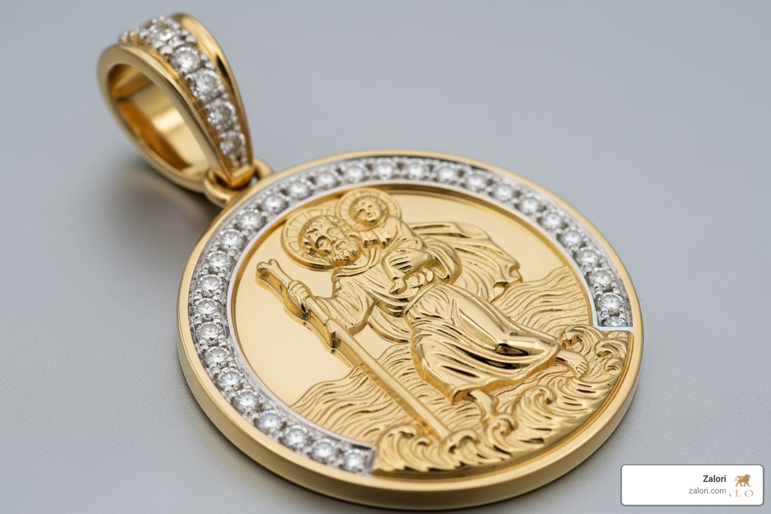 18k gold St. Christopher pendant with diamond accents - 18 carat gold st christopher 18k gold St. Christopher pendant with diamond accents - 18 carat gold st christopher