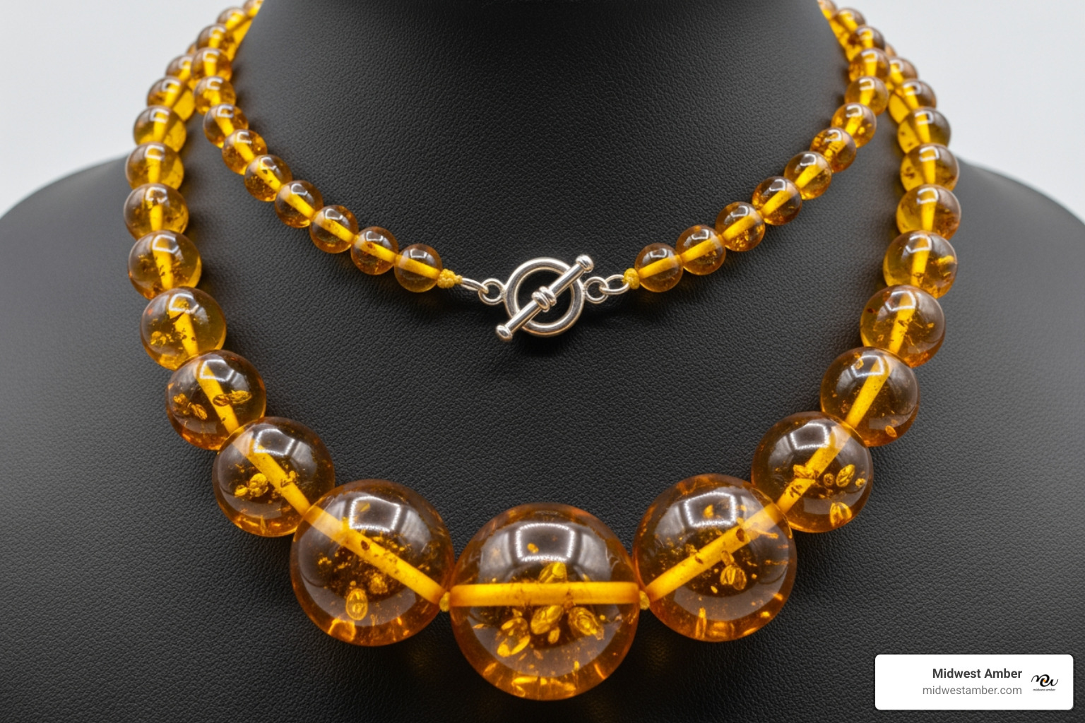A stunning polished Baltic amber necklace with rich honey tones - Amber for sale