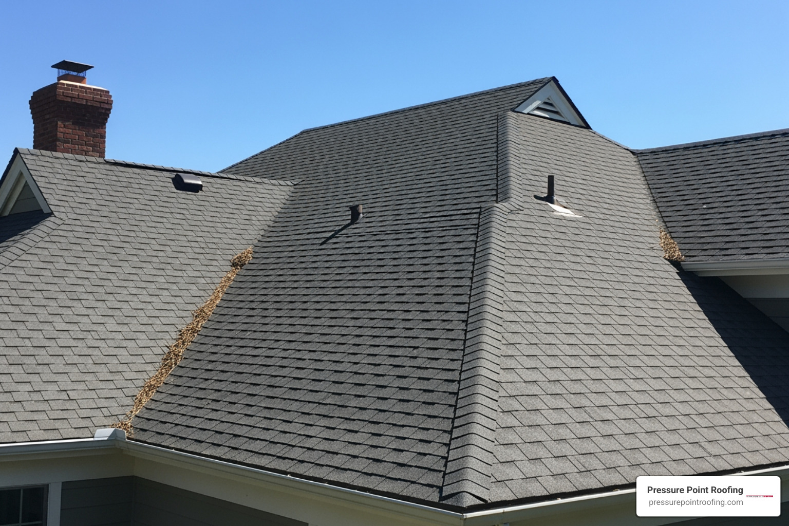 clean well maintained roof on a sunny day - 24/7 roofing repair in eagle point or