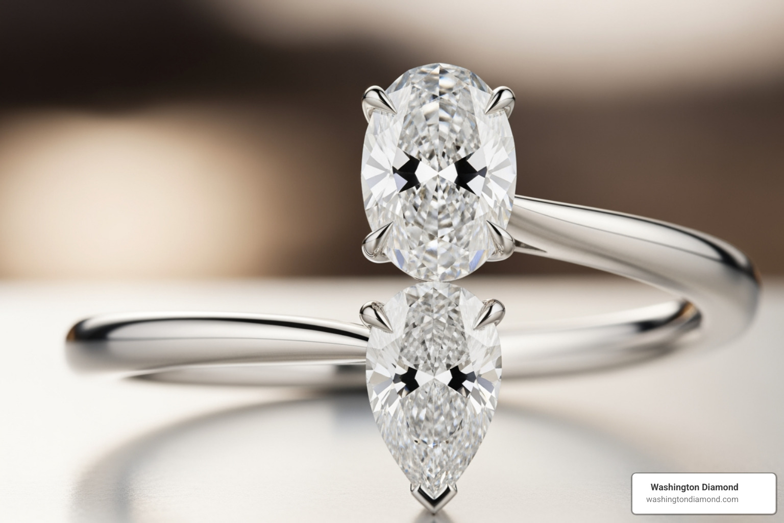 Modern Toi et Moi ring with mixed shapes, like an oval and a pear - Toi et moi setting