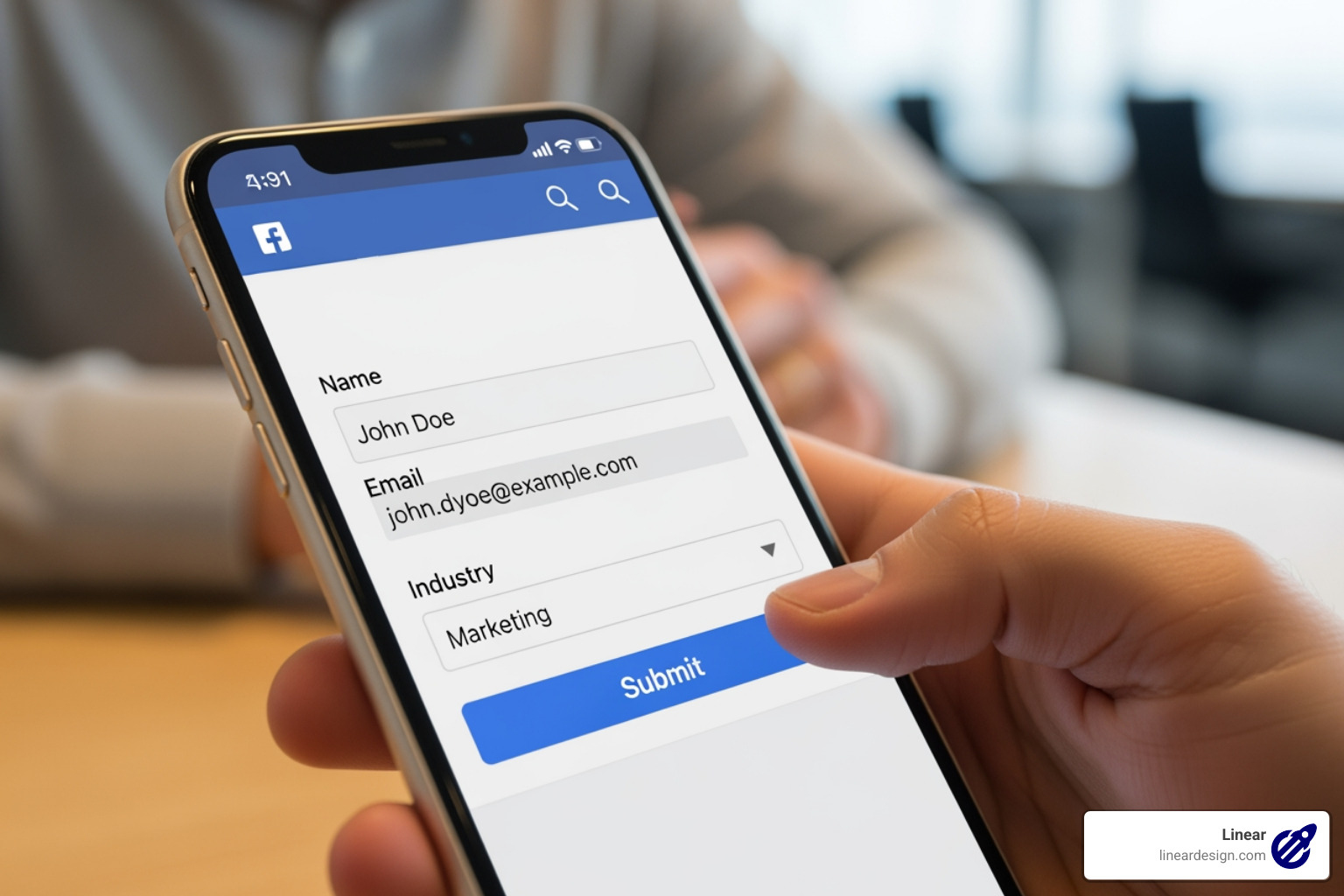 Seamless user experience of a pre-filled Instant Form on a smartphone - Facebook lead generation