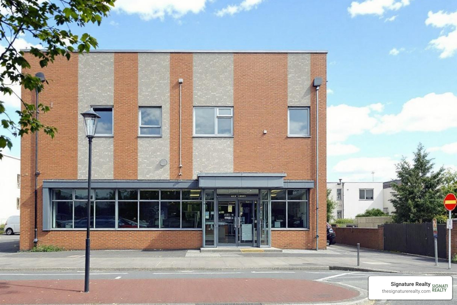 map highlighting Miami, Doral, Hialeah, and Medley - Office building for sale map highlighting Miami, Doral, Hialeah, and Medley - Office building for sale