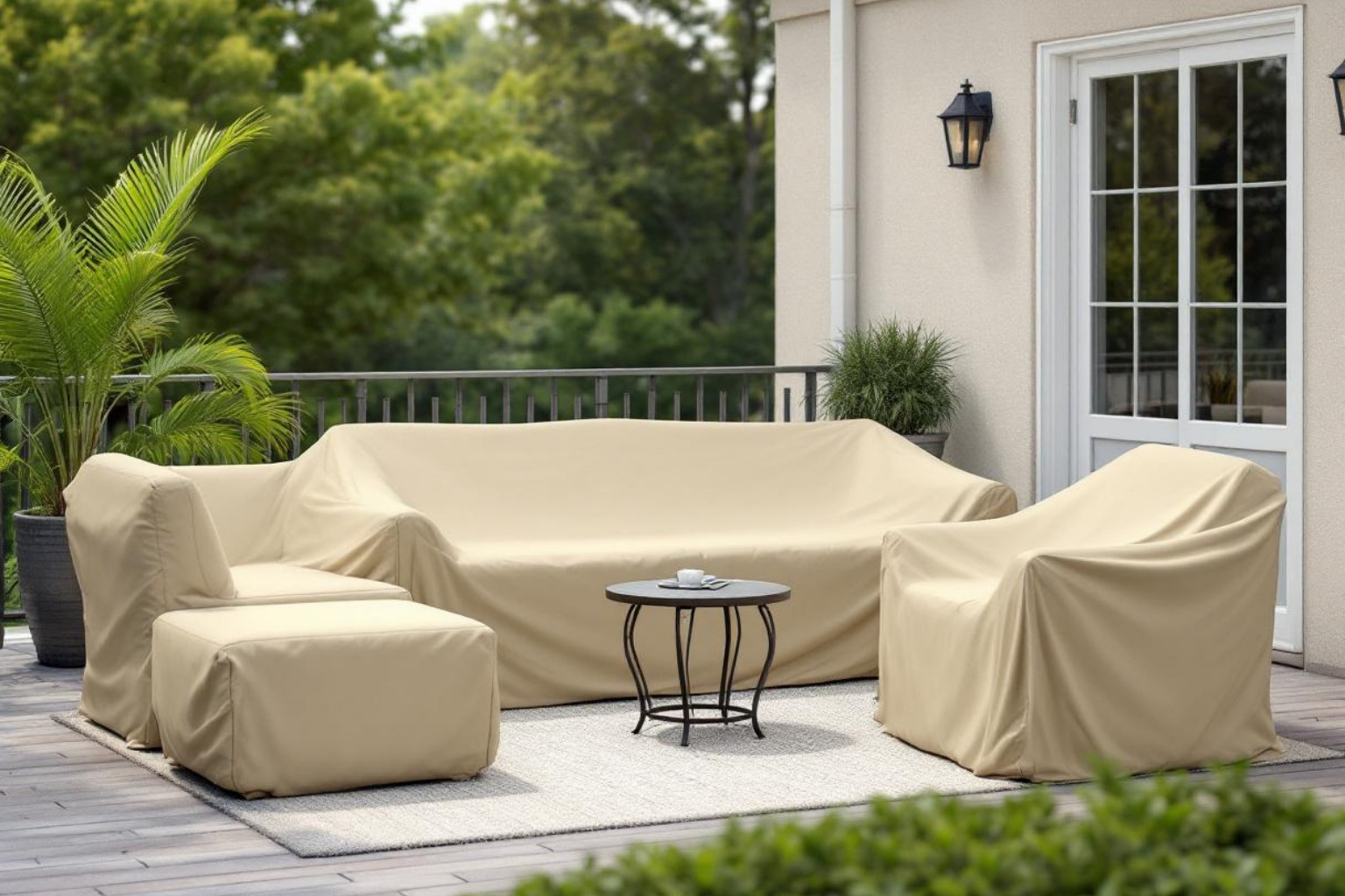 Patio set with high-quality, fitted covers - patio chair care