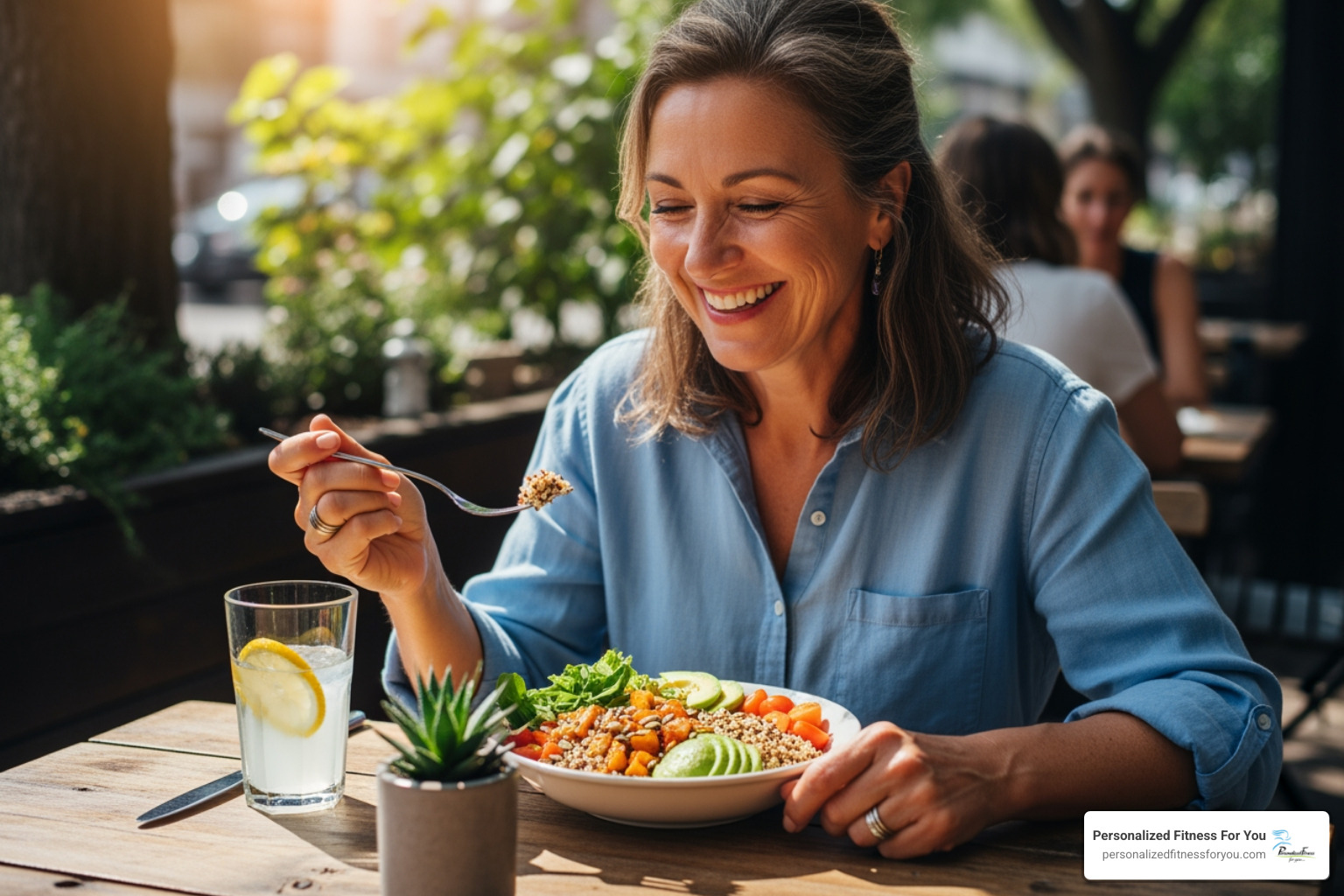 woman enjoying a healthy meal outdoors - Stress management woman enjoying a healthy meal outdoors - Stress management