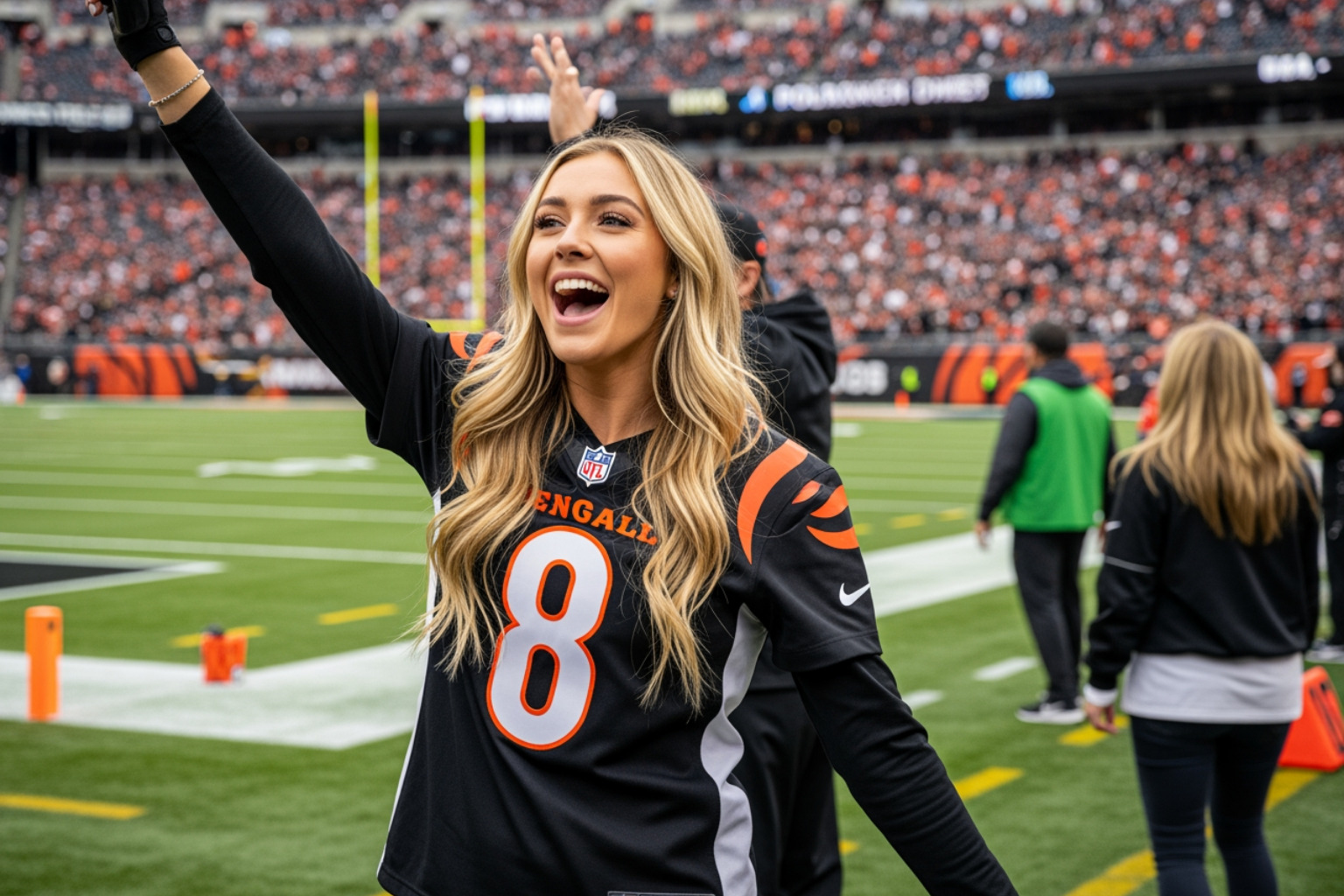 Olivia Holzmacher cheering at a game - joe burrow girlfriend
