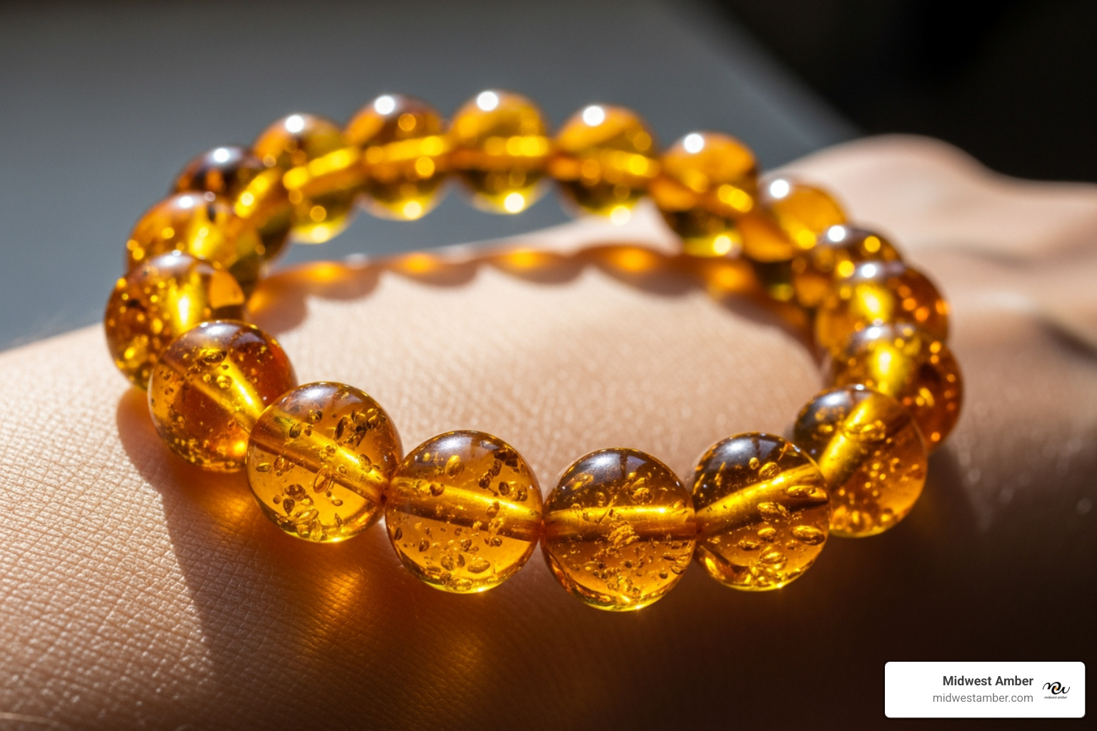 amber stretch bracelet