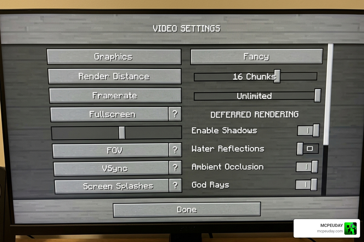 Minecraft Bedrock video settings menu showing deferred rendering options Minecraft Bedrock video settings menu showing deferred rendering options