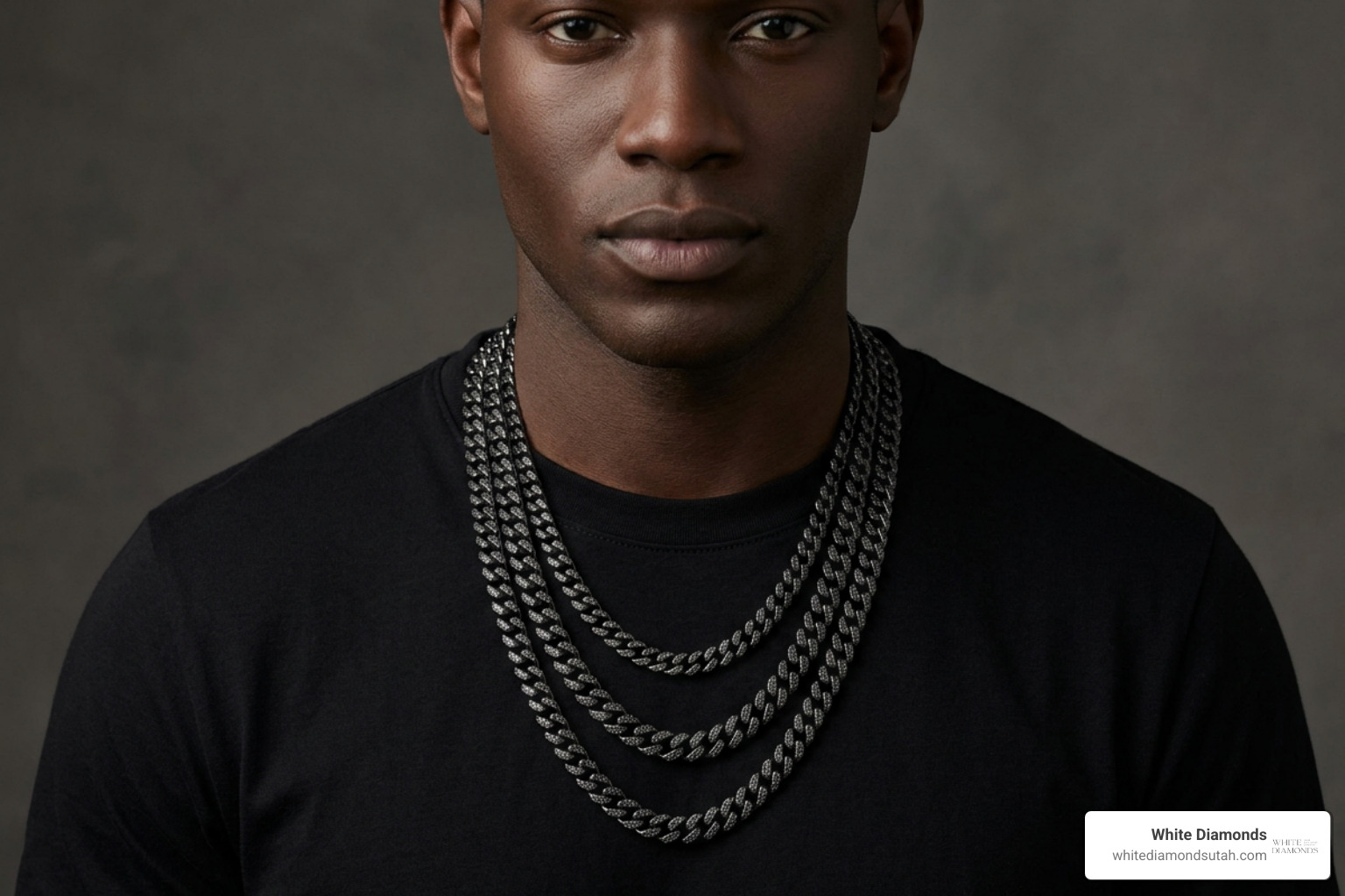 Layered black diamond chains styling