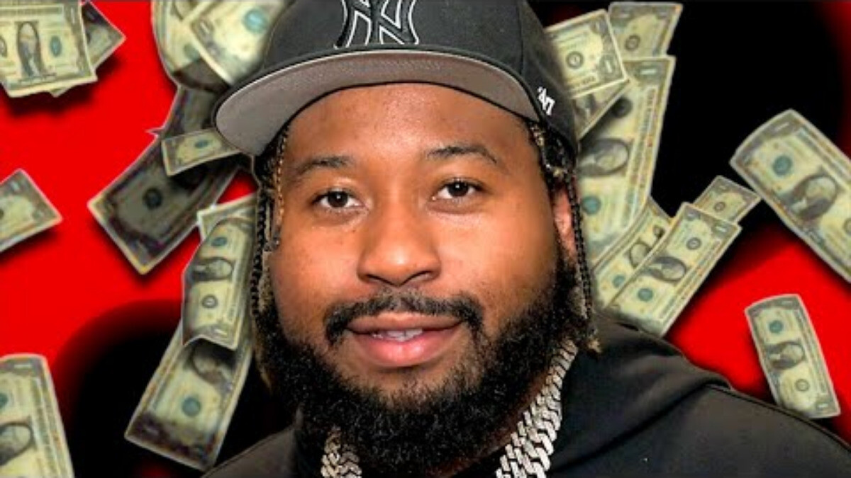 Akademiks is Compromised